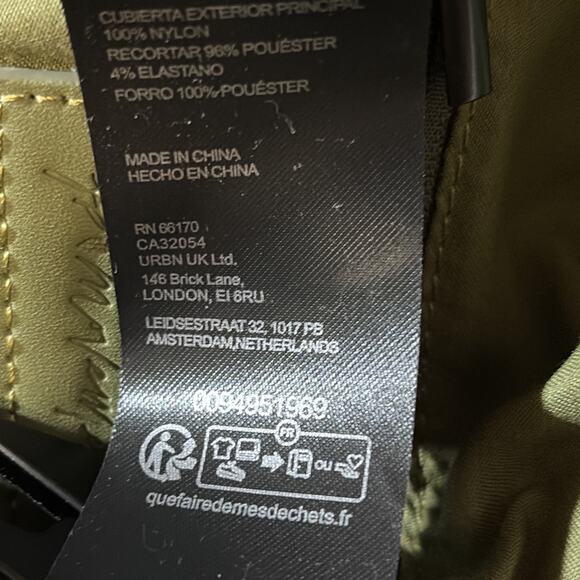 Free People Movement Cold Shoulder Sling Bag Olive Green Ivory Pockets NWOT - Picture 15 of 15